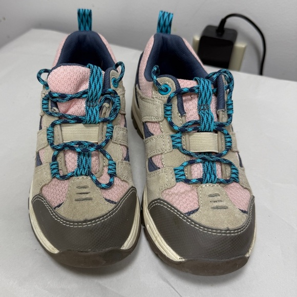 L.L. Bean Kids Trail Model Hikers Low in Pink‎ Graphite Size 4 - Picture 11 of 11